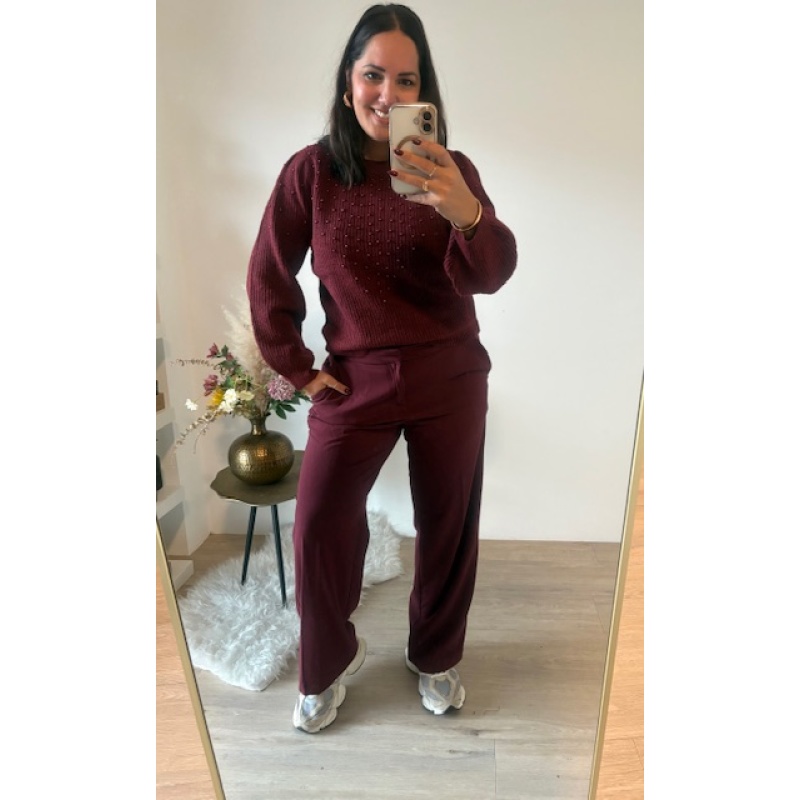 Trui bordeaux met parels