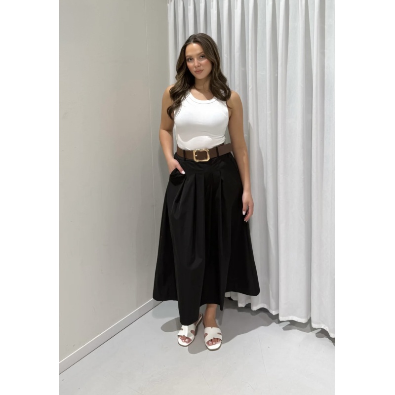 Rok zwart met bruine riem